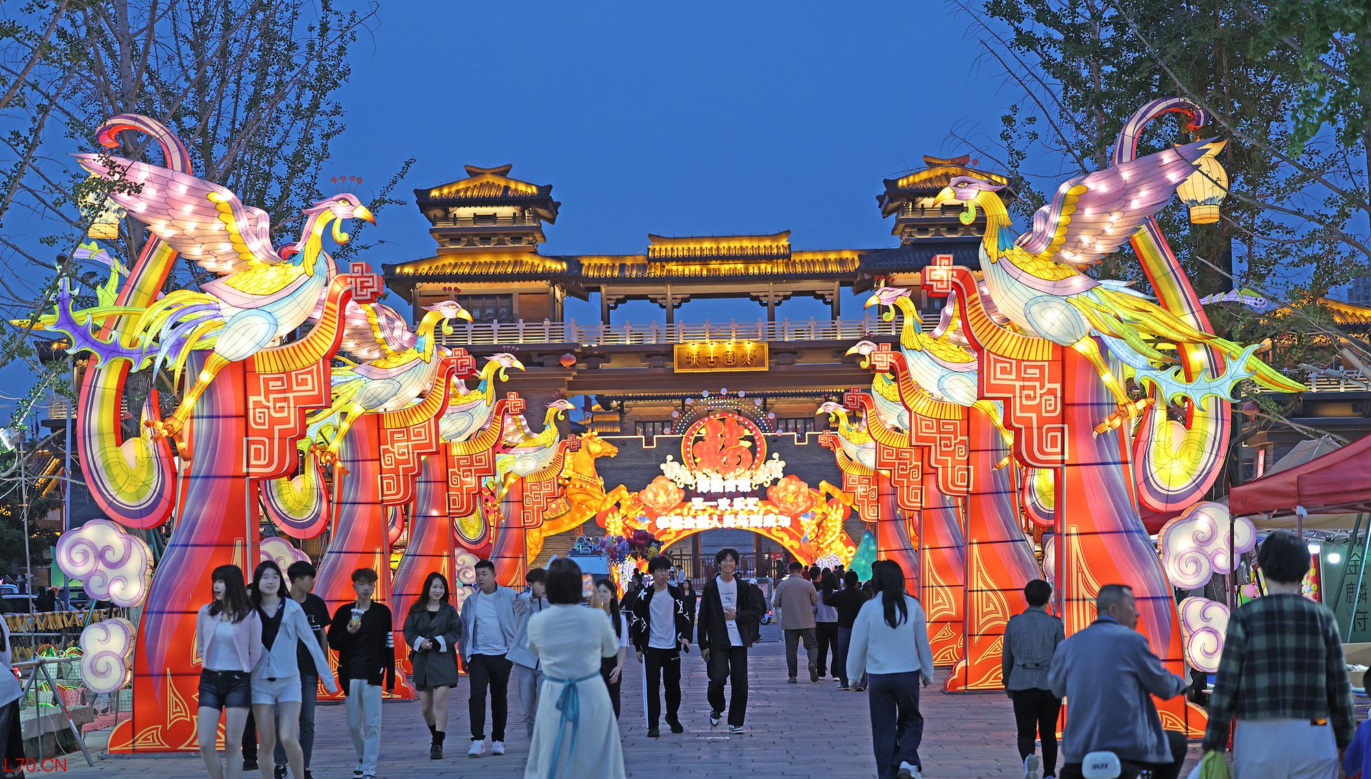 山东郯城：郯国古城亮灯迎客