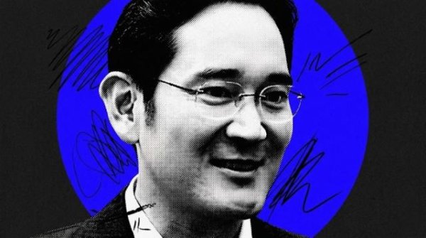 50年前的芯片赌注，让三星闯入“万亿俱乐部”